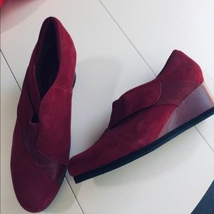 Earthies Bondy Rosewood Suede Leather Wedge